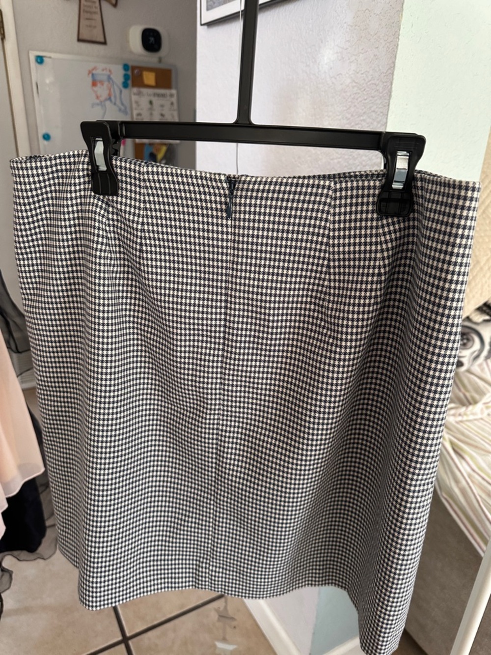 Classic Navy blue White Houndstooth Skirt - Picture 3 of 5